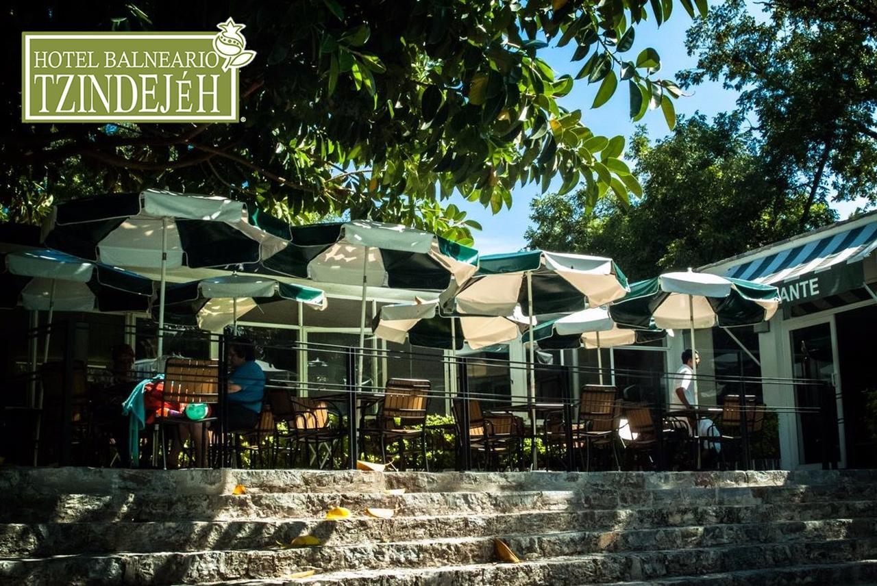 Hotel Balneario Tzindejeh Tasquillo Bagian luar foto