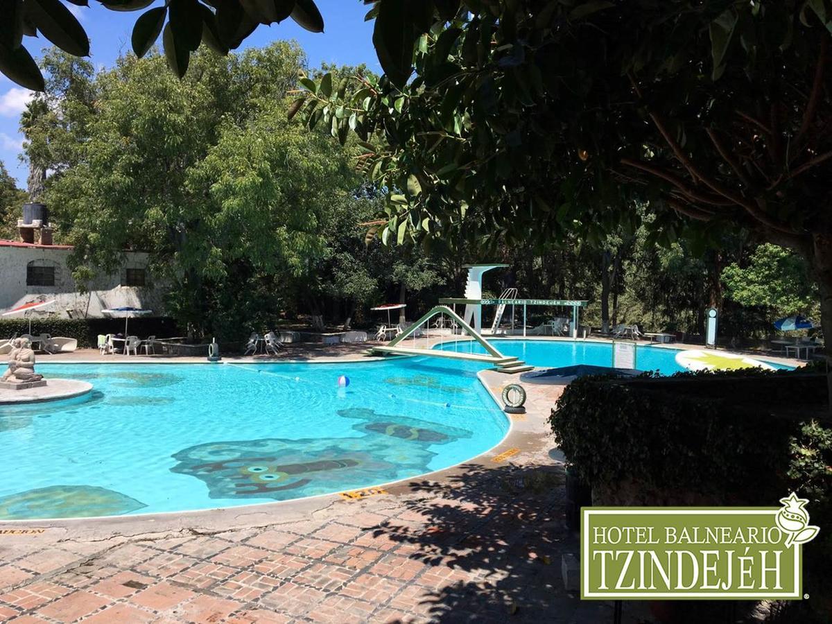 Hotel Balneario Tzindejeh Tasquillo Bagian luar foto